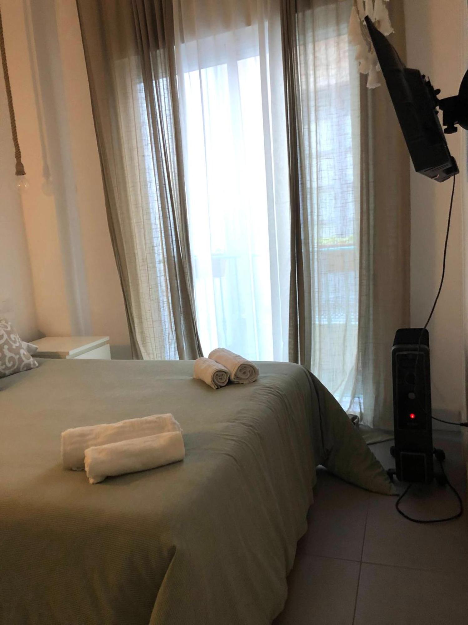 Apartmán La Gitana Y El Rey Sol Màlaga Exteriér fotografie