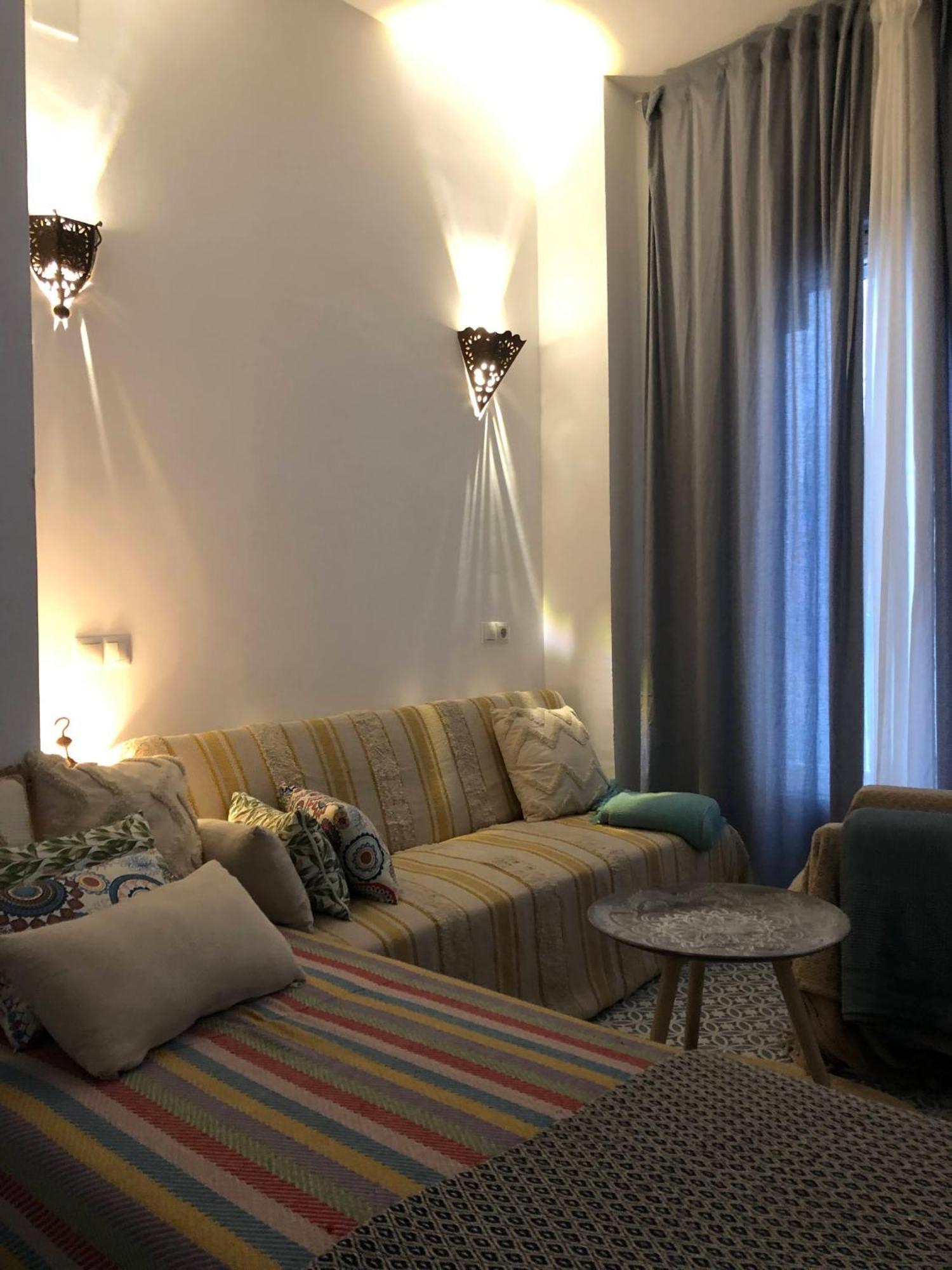 Apartmán La Gitana Y El Rey Sol Màlaga Exteriér fotografie